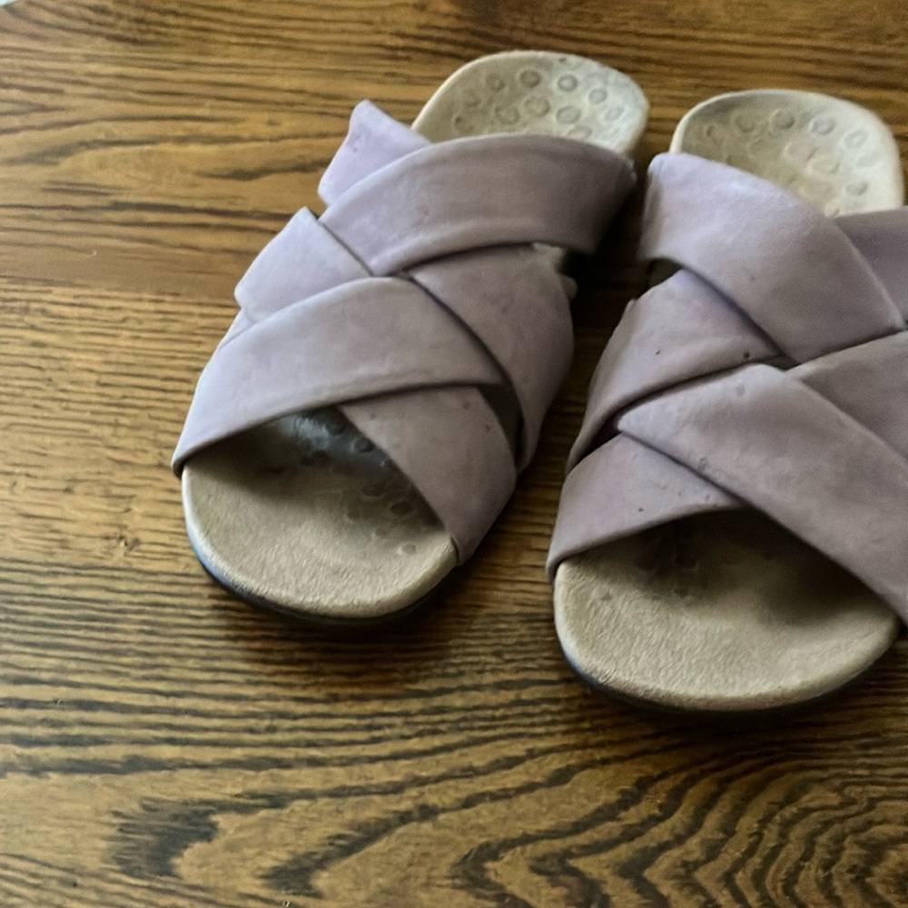 Vionic sandals